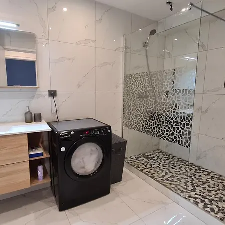 Apartment Aog Prestige Privat Jacuzzi Sauna Parking Free *